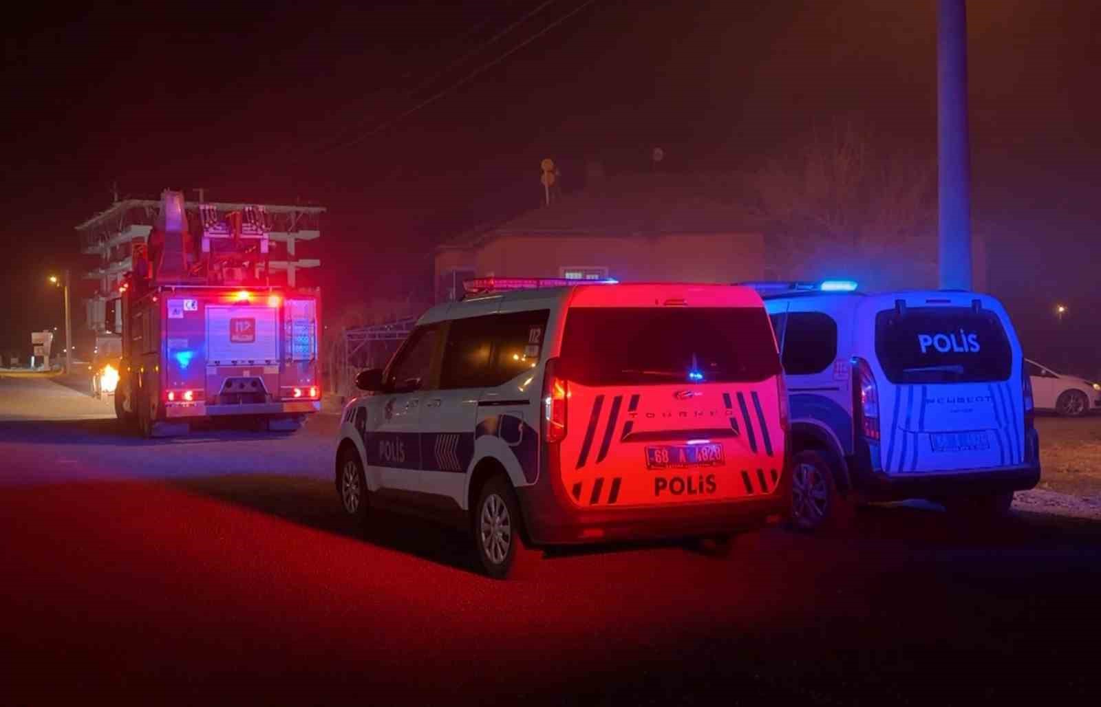 Aksaray&rsquo;da m&uuml;stakil evde baca yangını paniğe neden oldu
