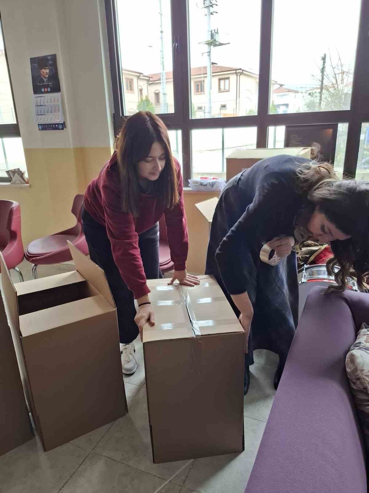 Nil&uuml;fer Hatun MTAL &ouml;ğrencileri har&ccedil;lıklarını iyiliğe d&ouml;n&uuml;şt&uuml;rd&uuml;
