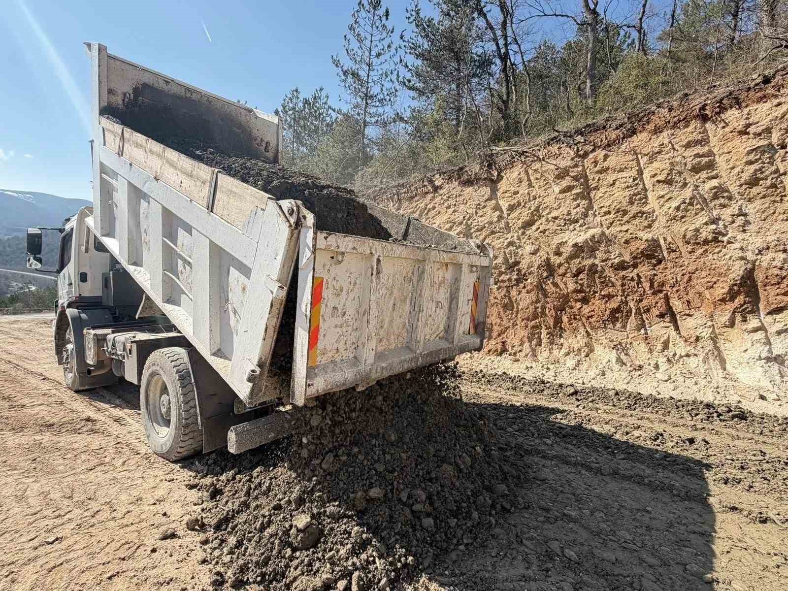 Sinop&rsquo;ta heyelanla m&uuml;cadele
