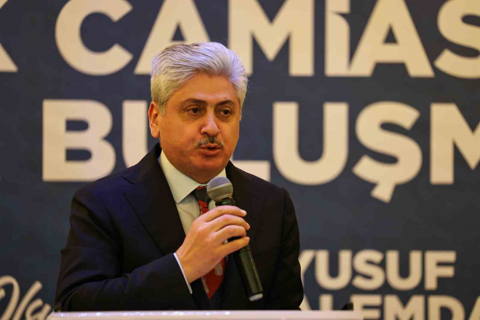 Sakarya&rsquo;da protokol ve sağlık camiası iftarda buluştu
