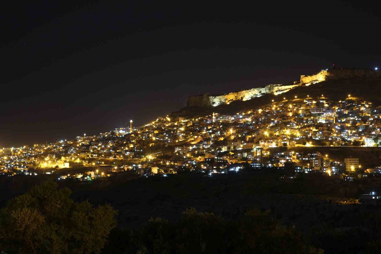 Dicle Elektrik Mardin’de aydınlatma altyapısını güçlendirdi