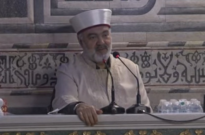 Kocaeli’de Kadir Gecesi camilerde dualarla idrak edildi