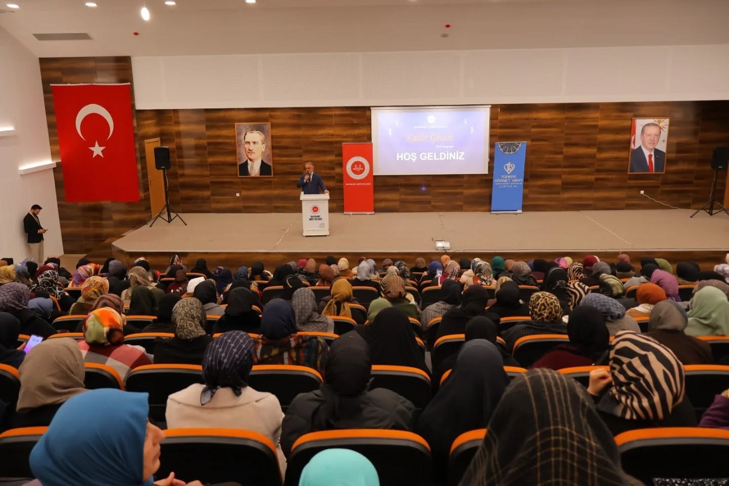 Bayburt’ta kadınlara yönelik Kadir Gecesi programı düzenlendi