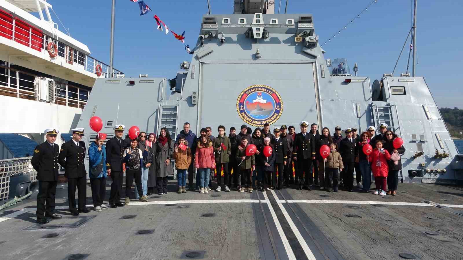 Ziyarete a&ccedil;ılan TCG Heybeliada misafirlerini mest etti
