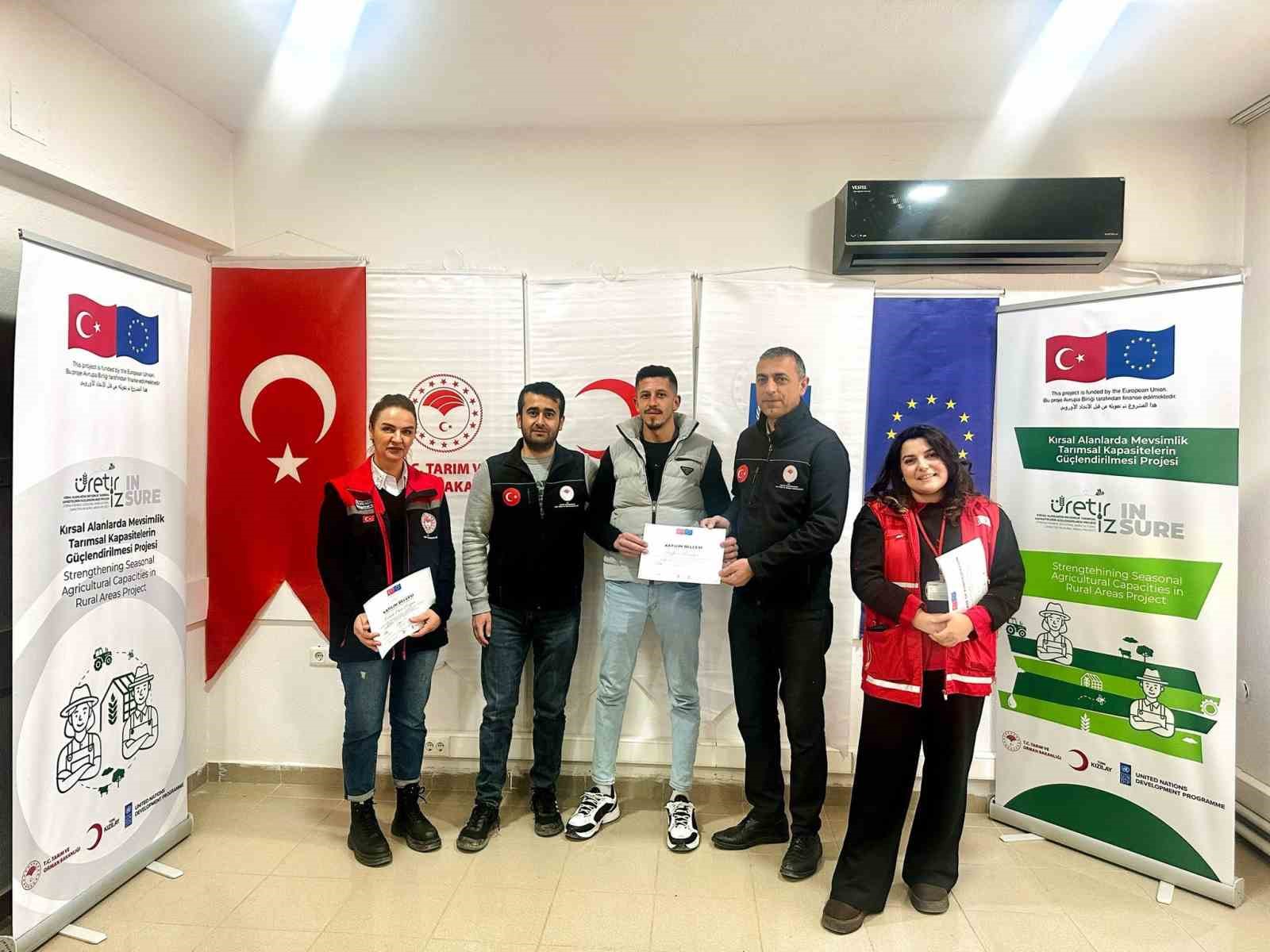 H&uuml;y&uuml;k&rsquo;te s&uuml;t hijyeni ve hayvancılık kursu tamamlandı
