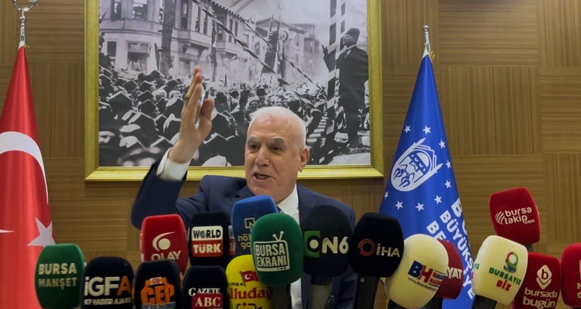 Bursa B&uuml;y&uuml;kşehir Meclisi&rsquo;nde &lsquo;su zammı&rsquo; tekrar g&uuml;ndeme geldi, tansiyon y&uuml;kseldi
