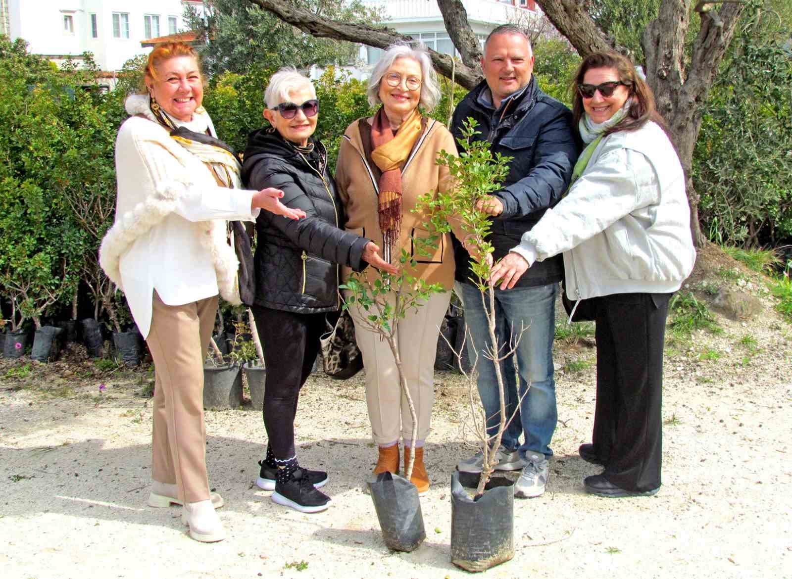 Ala&ccedil;atı&rsquo;da "Her Bah&ccedil;eye Bir Sakız Ağacı" seferberliği
