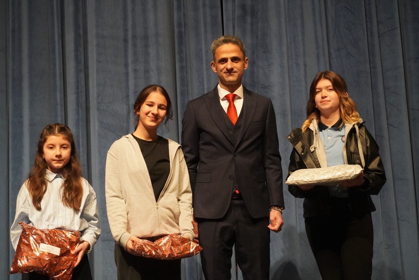 &Ccedil;aycuma&rsquo;da &Ccedil;anakkale şehitleri d&uuml;zenlenen programla anıldı
