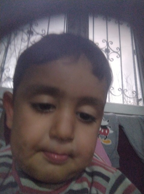 Dereye d&uuml;şerek can veren evladını defneden acılı baba: 