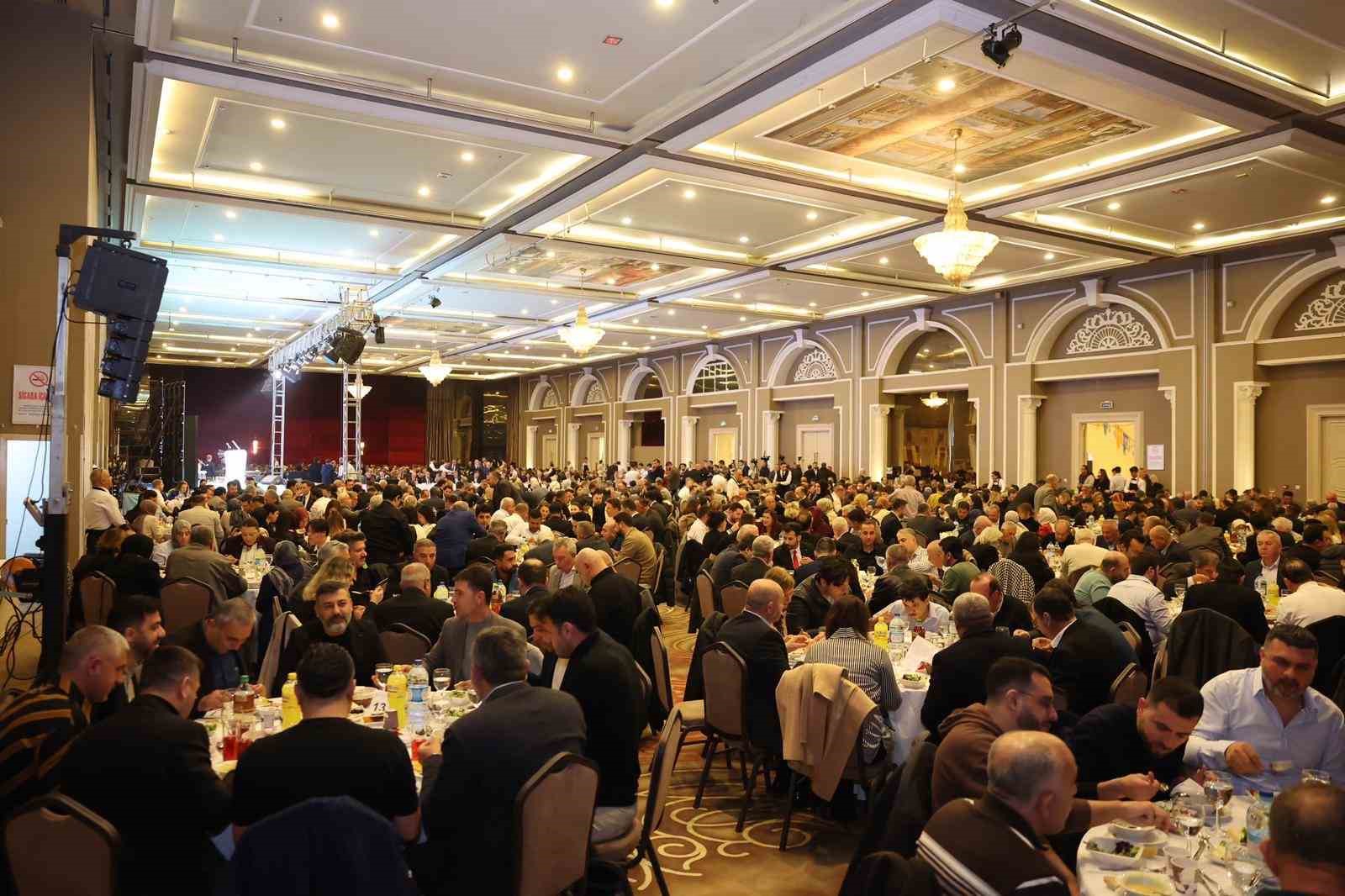 AK Parti İzmir İl Başkanı Saygılı&rsquo;dan yeni il binası m&uuml;jdesi
