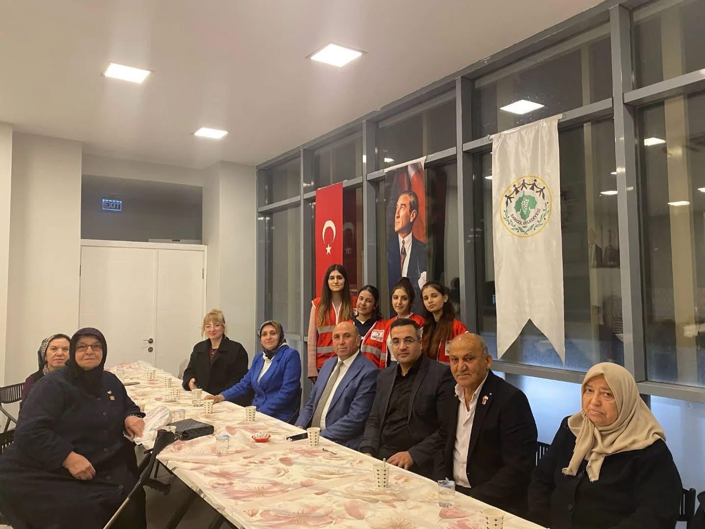Sarıg&ouml;l&rsquo;de şehit ve gazi ailelerine anlamlı iftar
