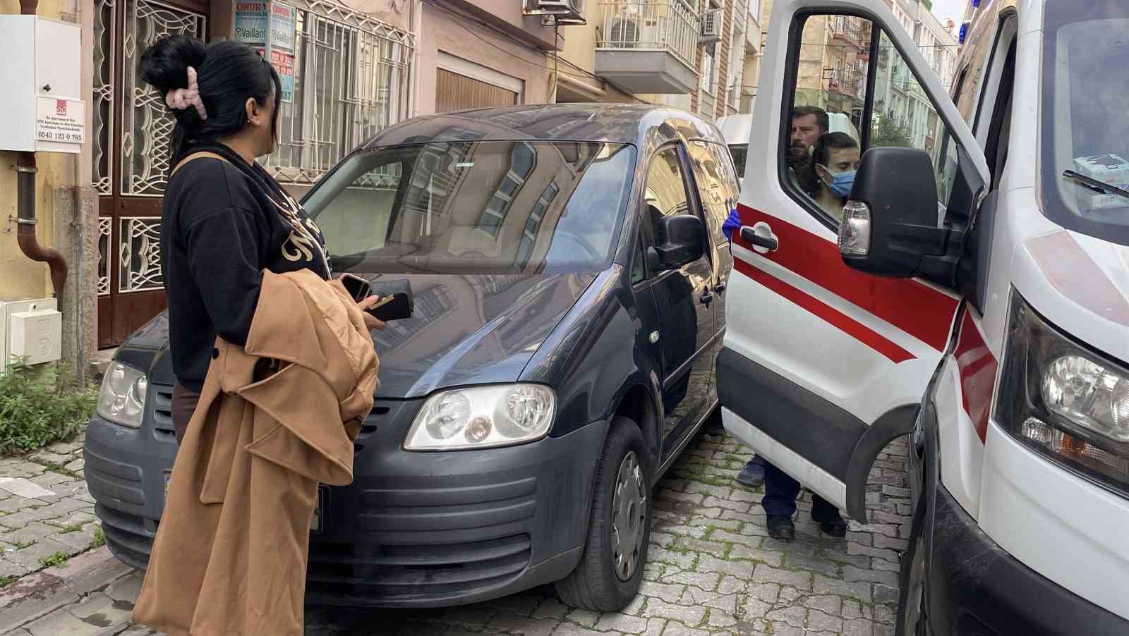 Asansörde mahsur kalanların yardımına itfaiye ekipleri koştu