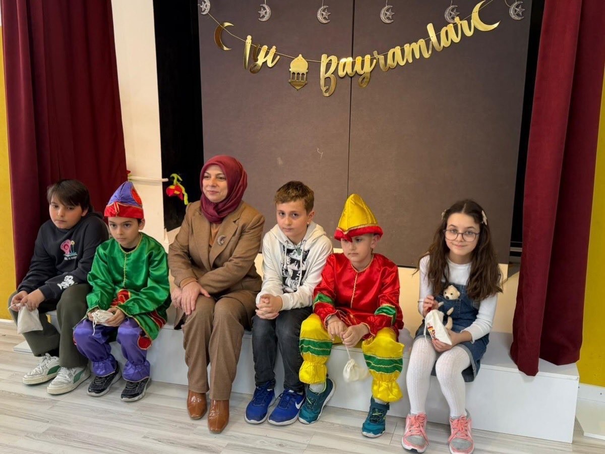 Bayram hediyeleri il m&uuml;d&uuml;r&uuml;nden
