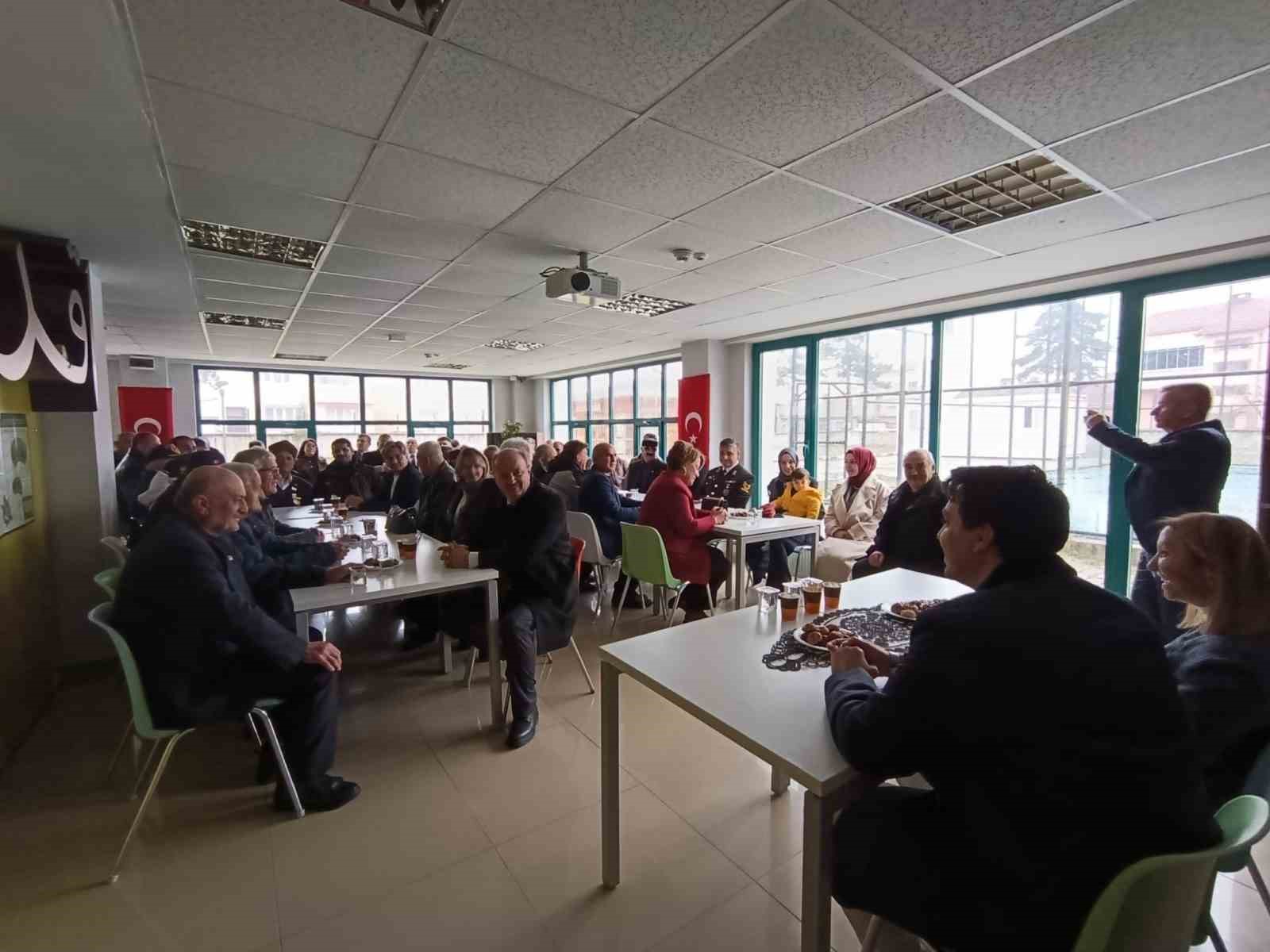 Bilecik&rsquo;te protokol ve vatandaşlar aynı &ccedil;atı altında buluştu
