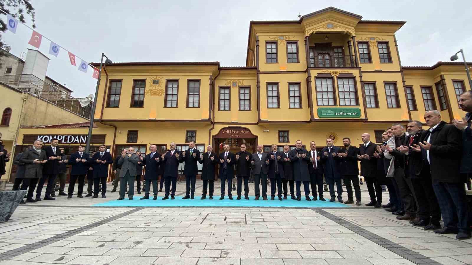 Çorum’da bayramlaşma törenine yoğun katılım