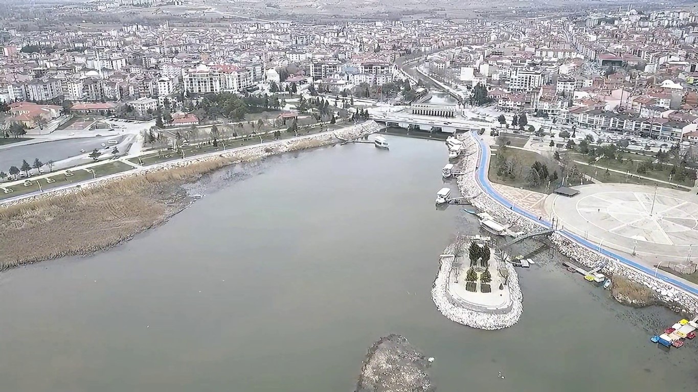 Beyşehir Gölü eski günlerini arıyor