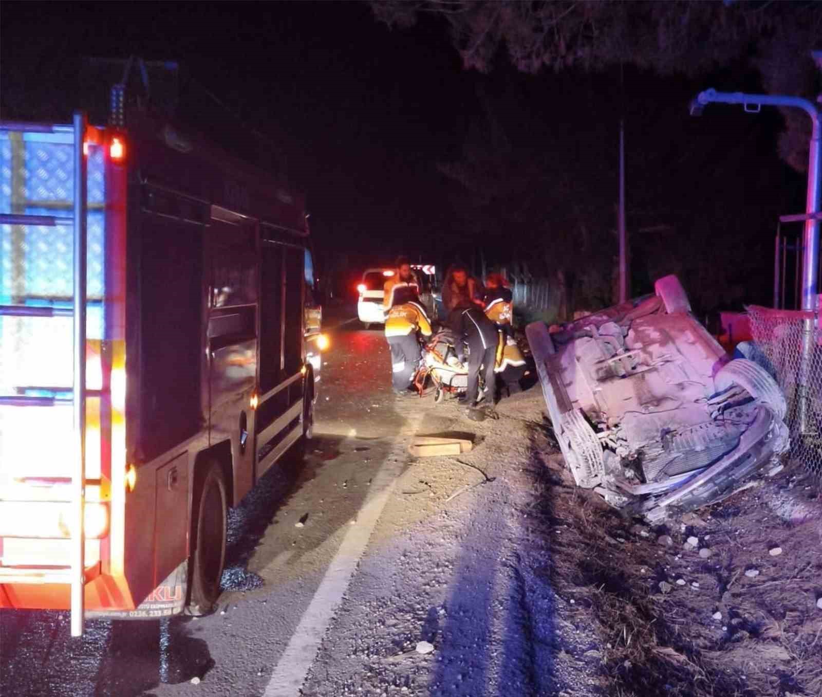 Keşan&rsquo;da takla atan otomobilde 5 kişi yaralandı
