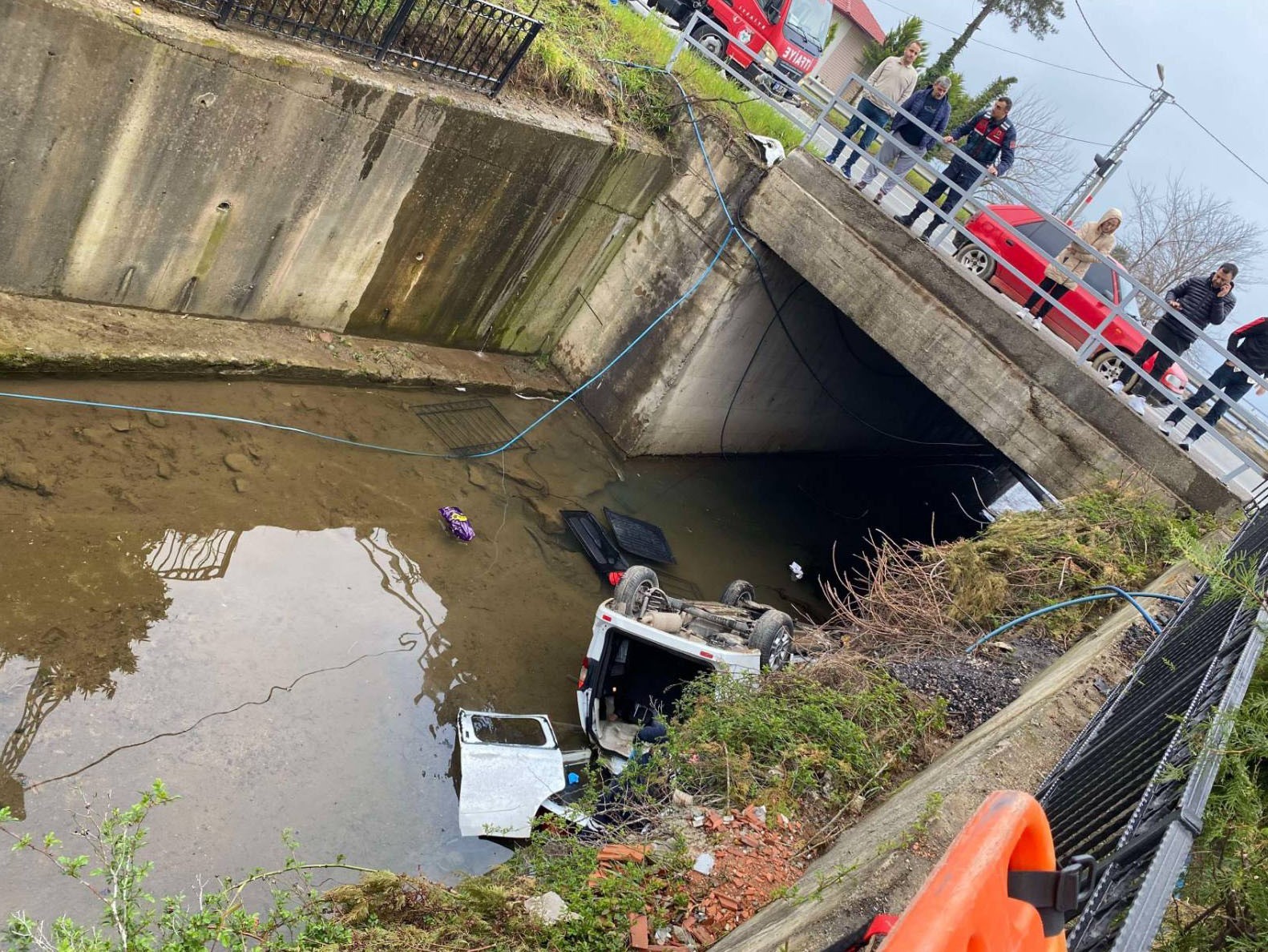 Giresun&rsquo;da trafik kazası: 3 &ouml;l&uuml;, 2 yaralı
