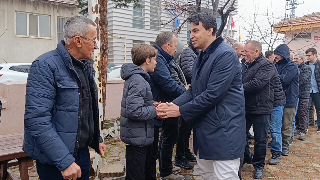 Asırlık bayramlaşma geleneği Pazaryeri&rsquo;nde coşkuyla s&uuml;rd&uuml;
