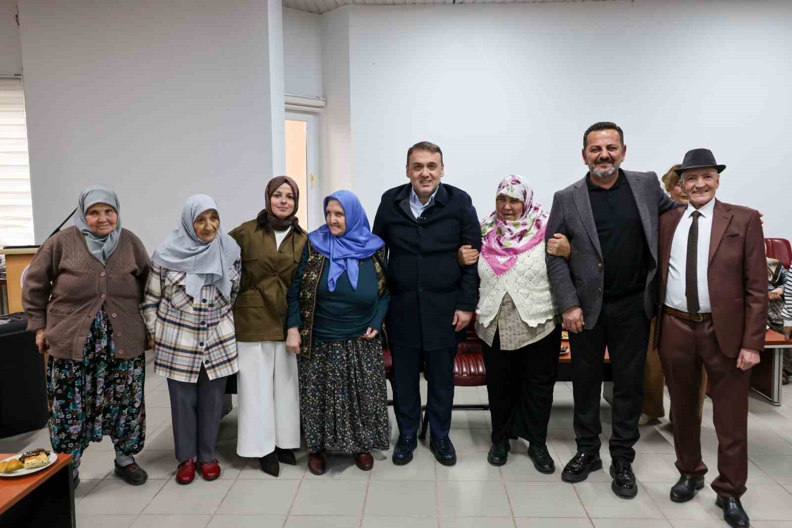 Vali S&ouml;zer Ramazan Bayramı&rsquo;nın son g&uuml;n&uuml; hastane ve huzurevi ziyaretinde bulundu
