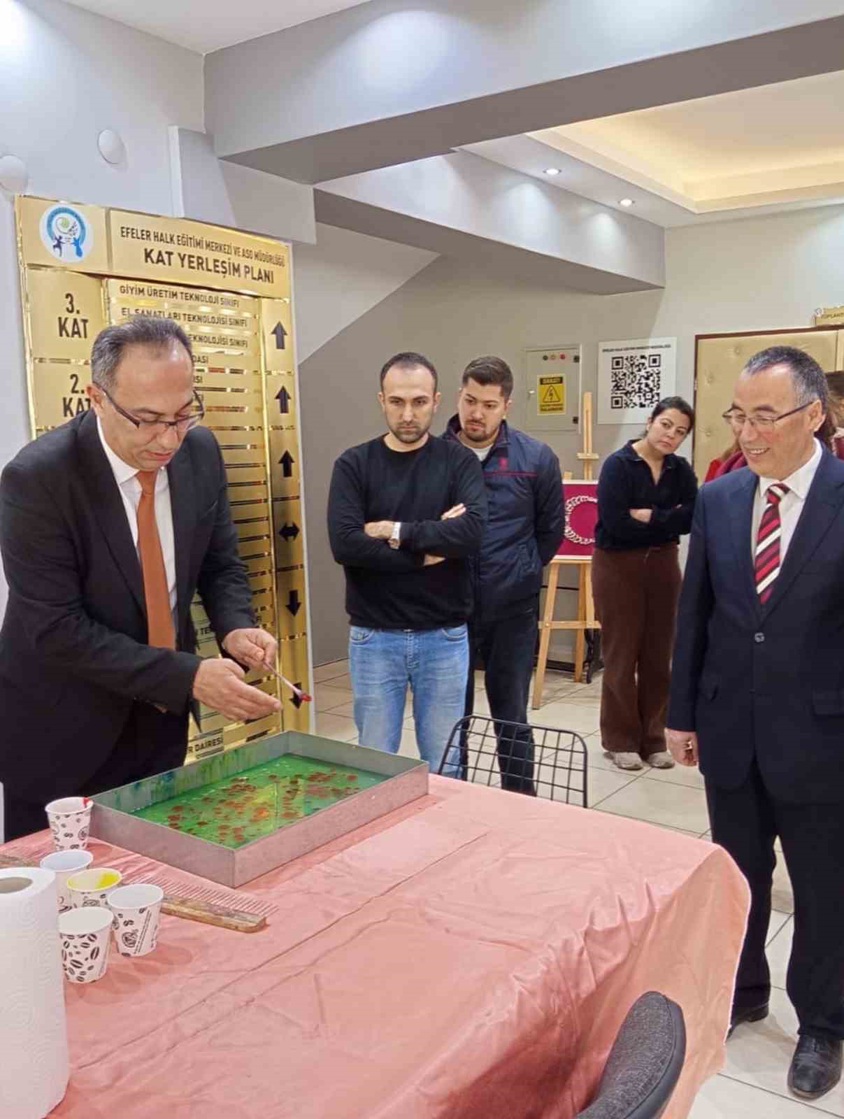 Efeler&rsquo;de Kutlu Doğum Haftası sergisi a&ccedil;ıldı
