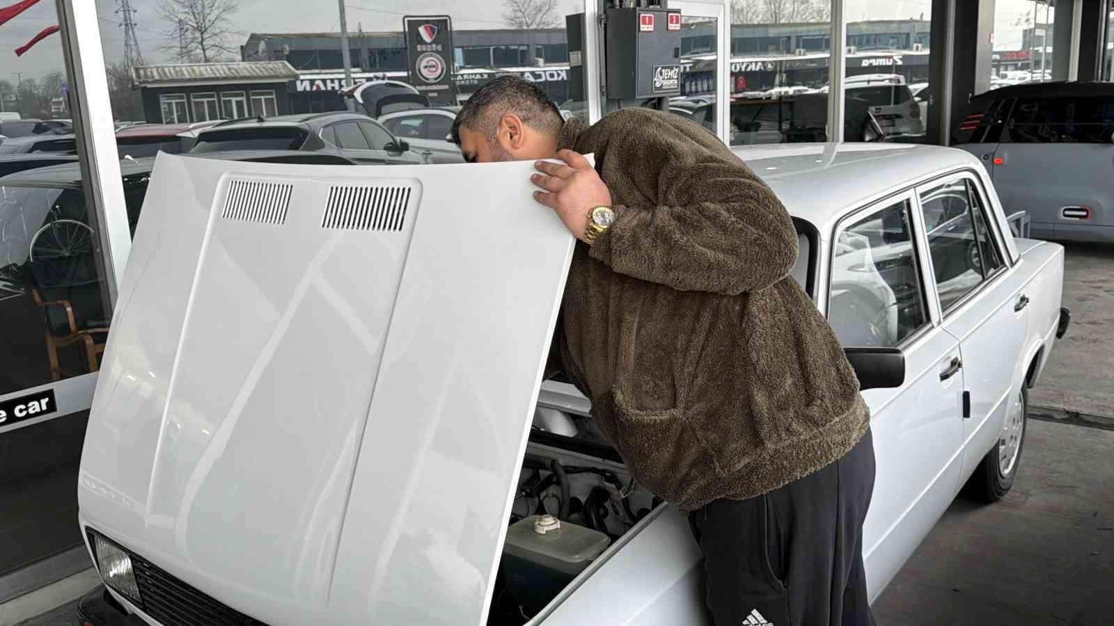 &Ccedil;ocukluk hayalini 31 yıl sonra ger&ccedil;ekleştirdi
