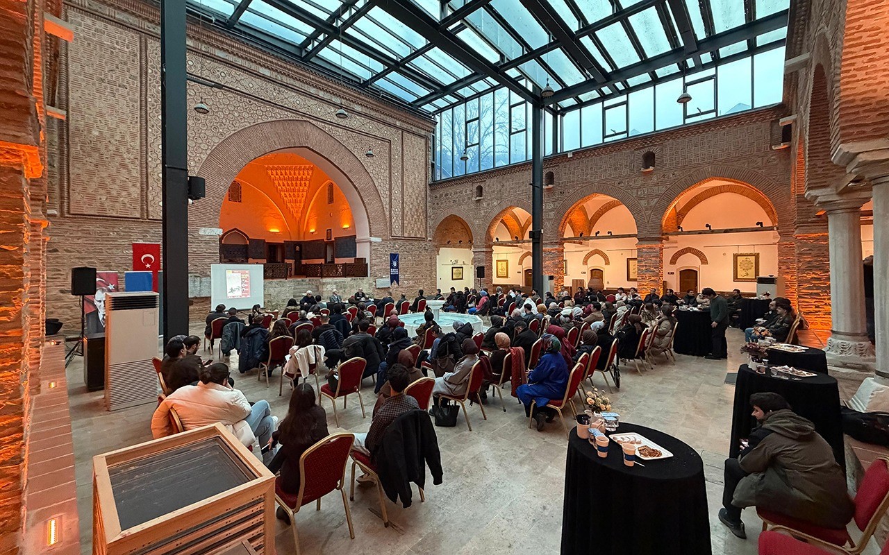 Kuruluştan bug&uuml;ne, Bursa&rsquo;nın hafızasında kadın izleri
