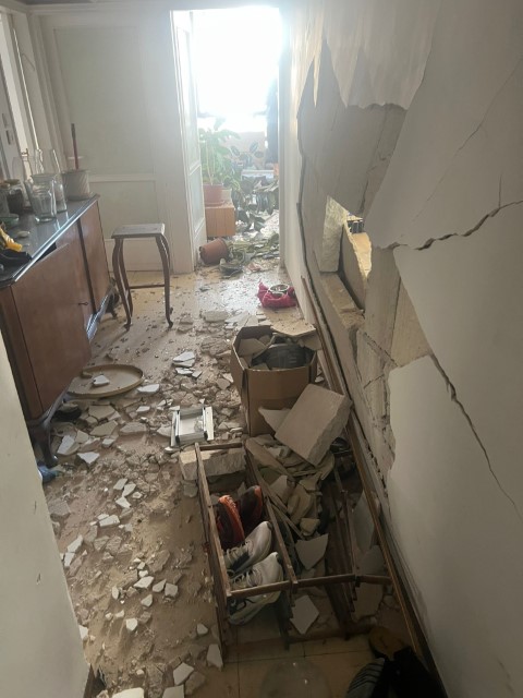 İran, Tel Aviv&rsquo;i vurdu: 6 yaralı