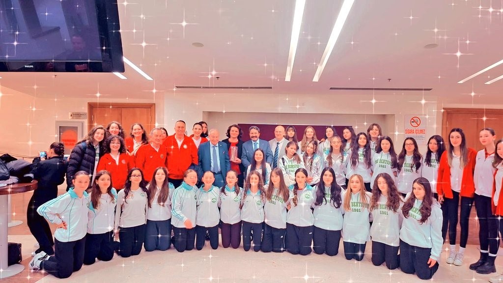 Eskişehir&rsquo;de sporun &rsquo;en&rsquo;leri &ouml;d&uuml;llendirildi
