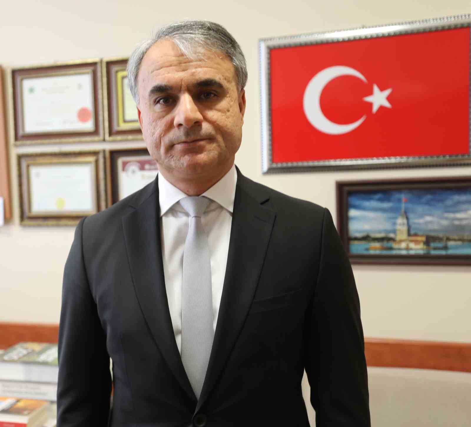 Prof. Dr. Gözel: "Yalnızca kolesterol yüksekliği başlı başına bir problemdir"