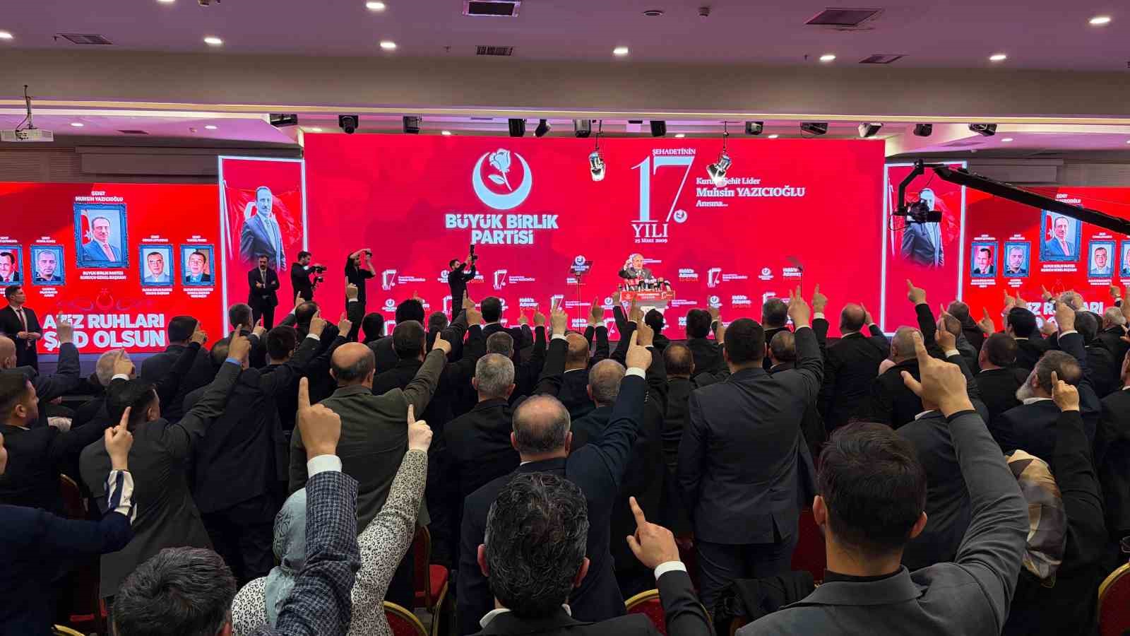 BBP lideri Destici: "Muhsin Yazıcıoğlu bizim sadece genel başkanımız değil, o bizim dava arkadaşımızdır"
