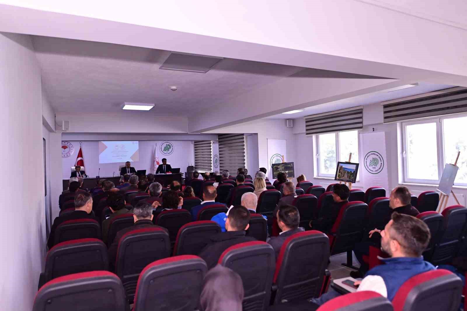 Aydın’da sahipsiz hayvanlara yönelik çalışmalar masaya yatırıldı