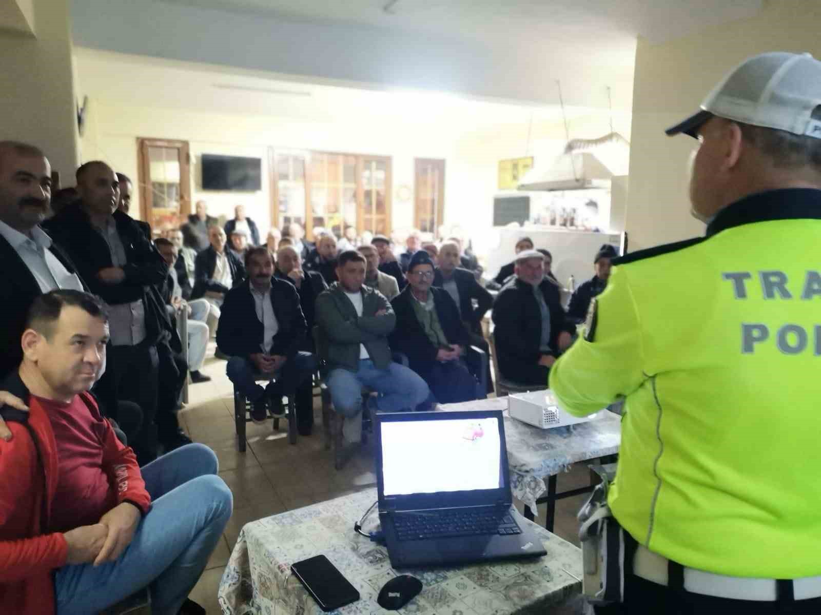 Hisarcık&rsquo;ta g&uuml;venli trakt&ouml;r kullanımı eğitimi verildi
