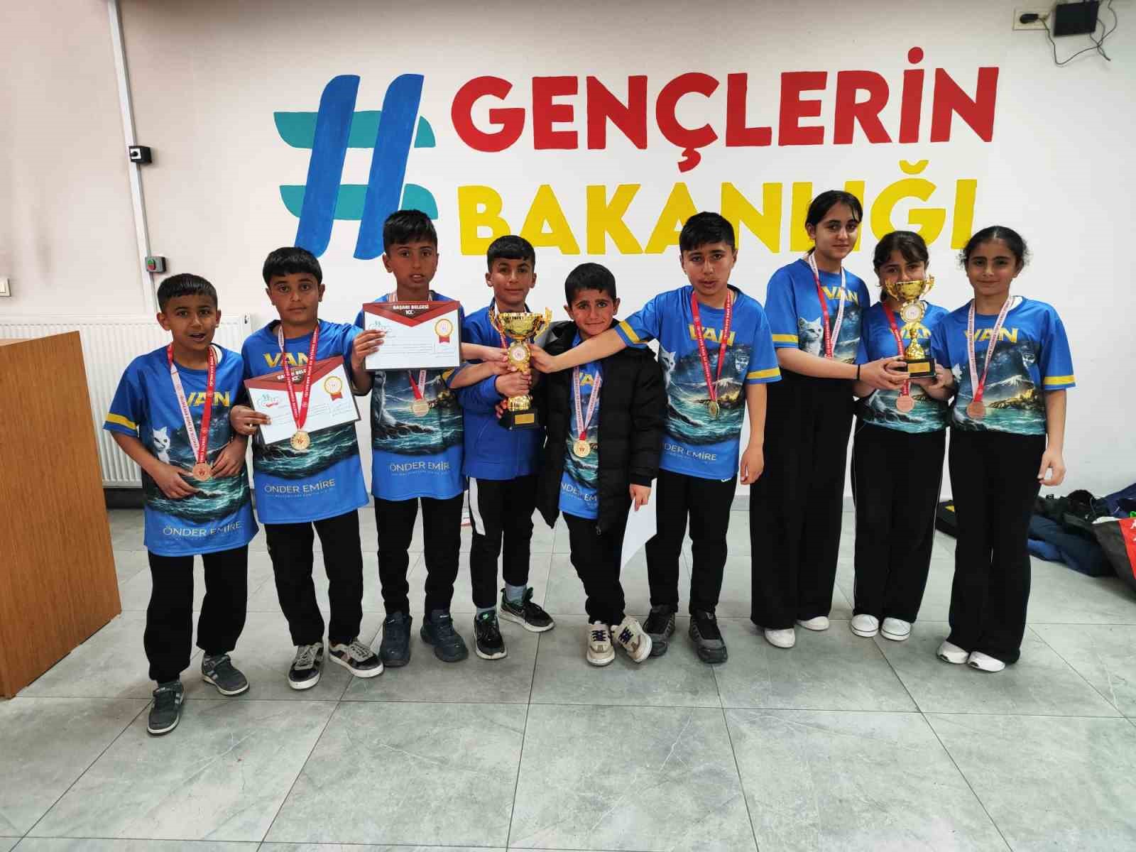 Süphan Ortaokulundan büyük başarı