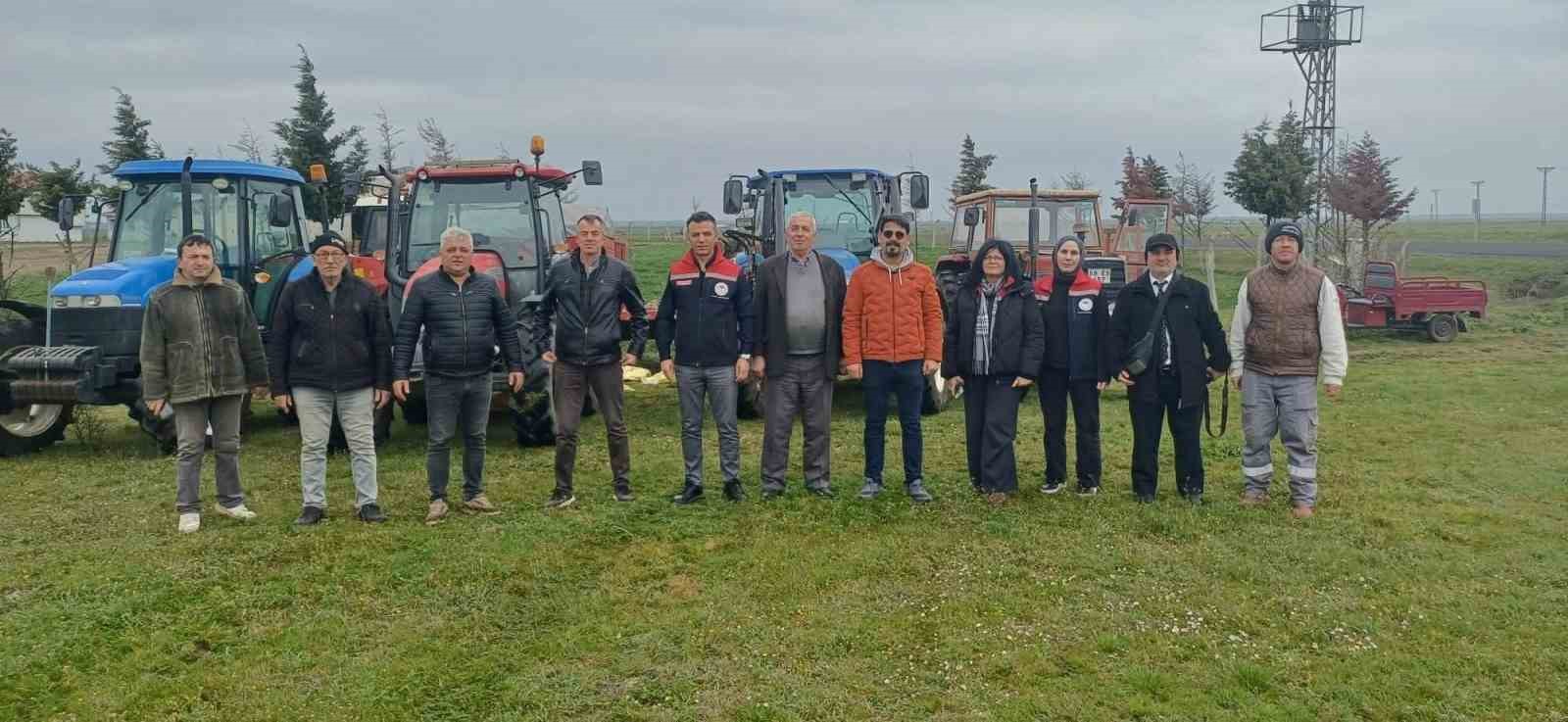 Merada gübreleme çalışması yapıldı