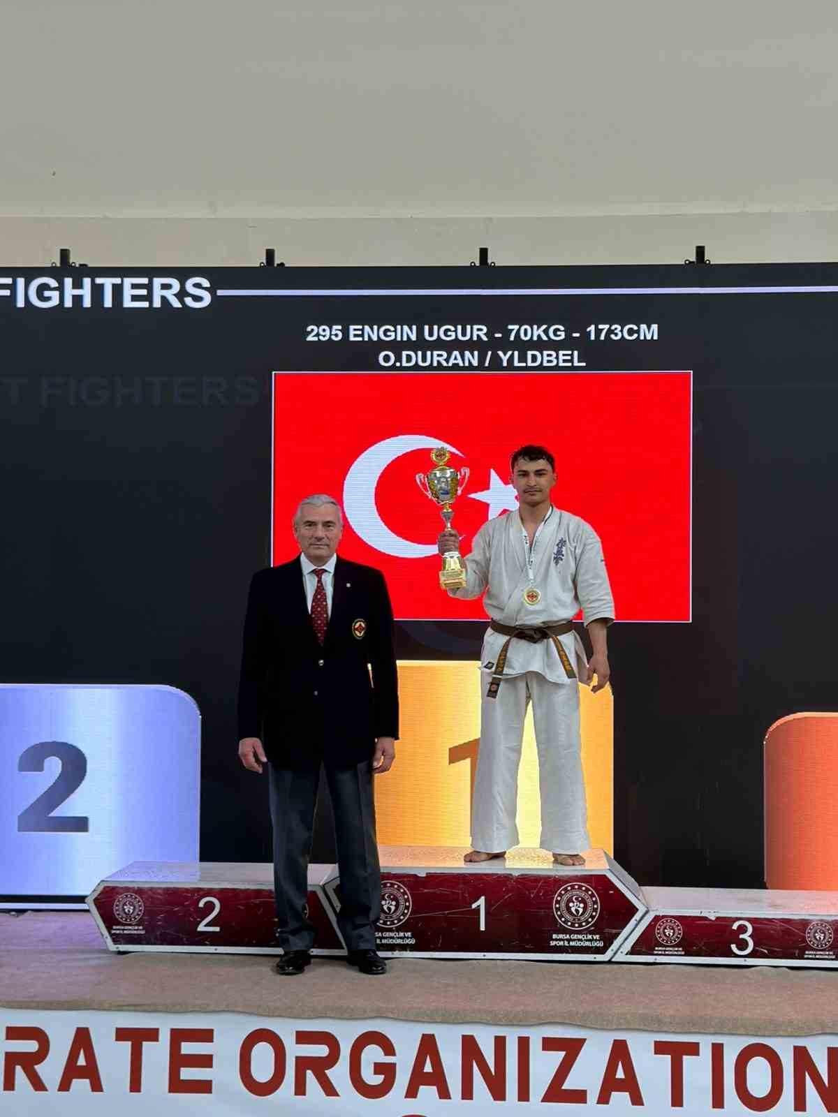 Yıldırım&rsquo;da Kyokushin karate r&uuml;zgarı

