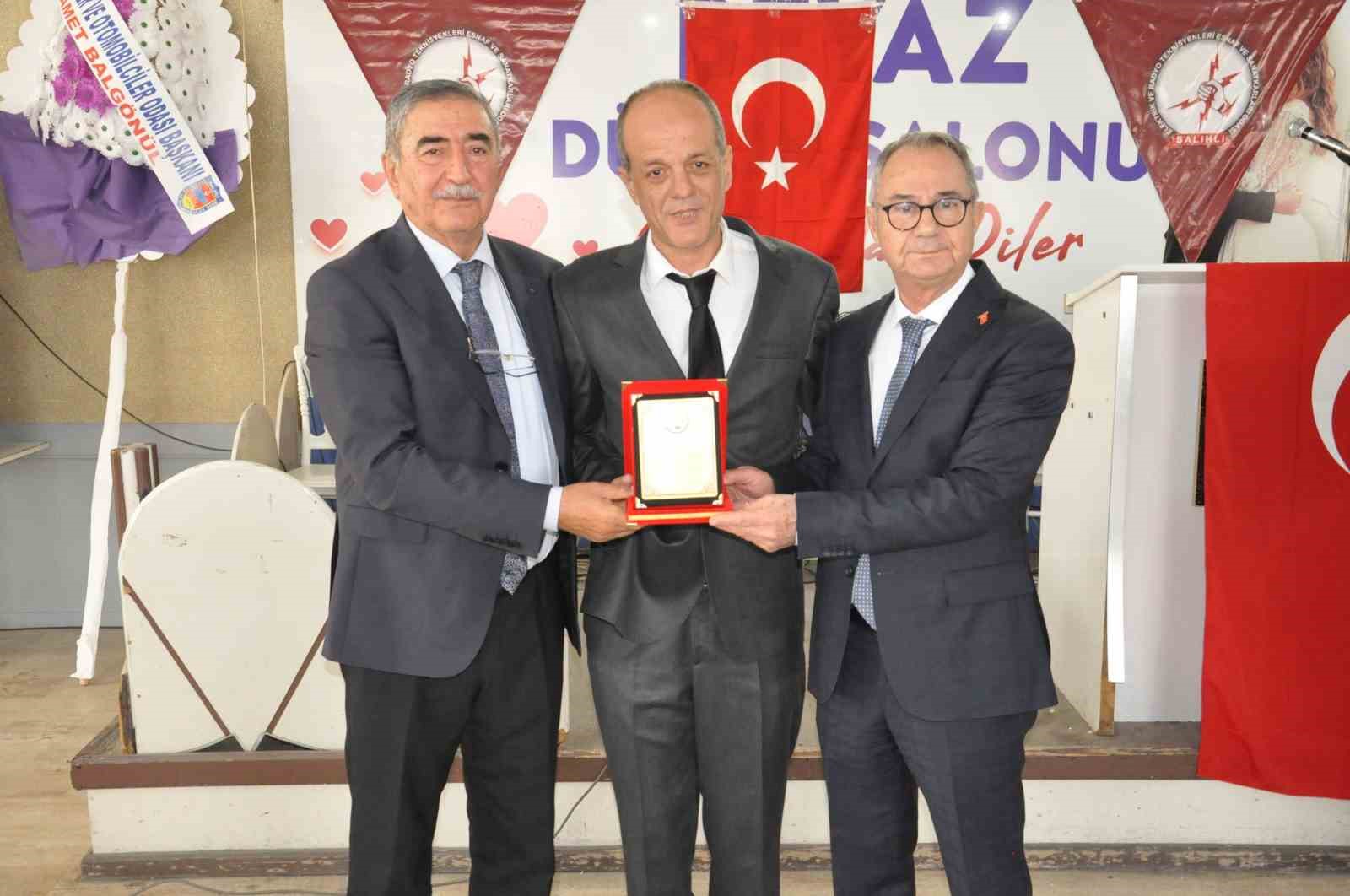 Salihli Elektrikçiler Odası’nda yeni başkan Bilgiç oldu