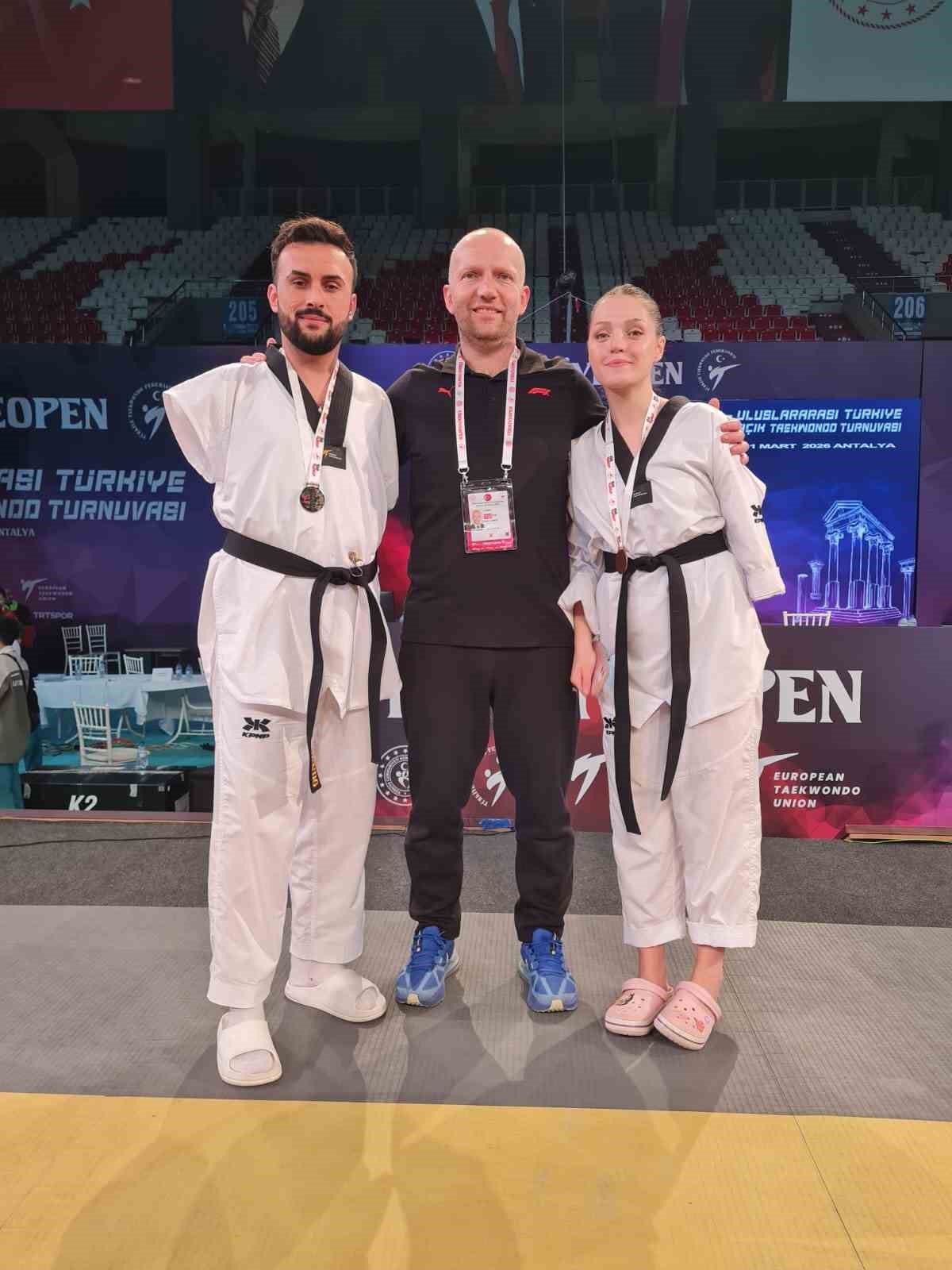 Uluslararası Taekvando Turnuvasında Denizlili sporculardan b&uuml;y&uuml;k başarı
