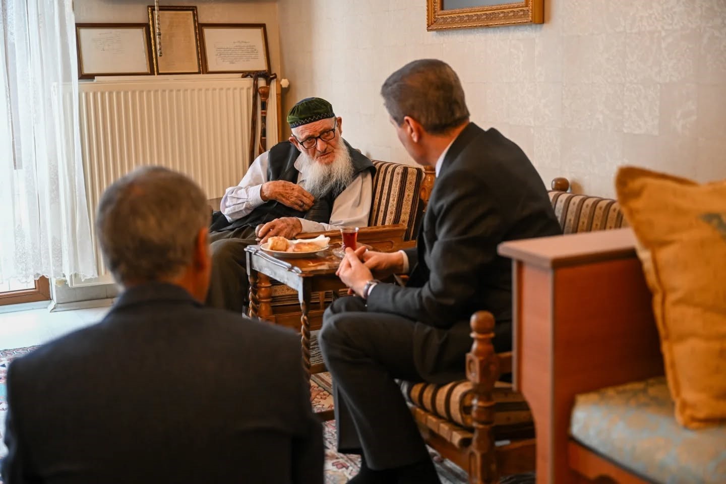 Vali Baruş&rsquo;tan vefa ziyareti
