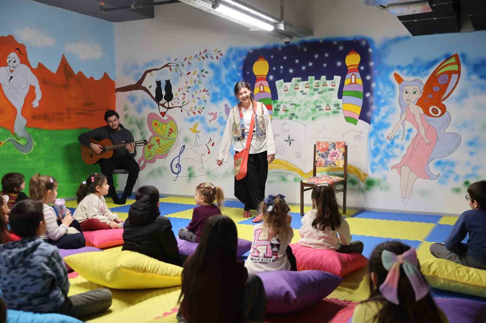 Başkan Doğan; "Tiyatro ortak değerlerin yaşatılmasında &ccedil;ok &ouml;nemli bir yere sahiptir"
