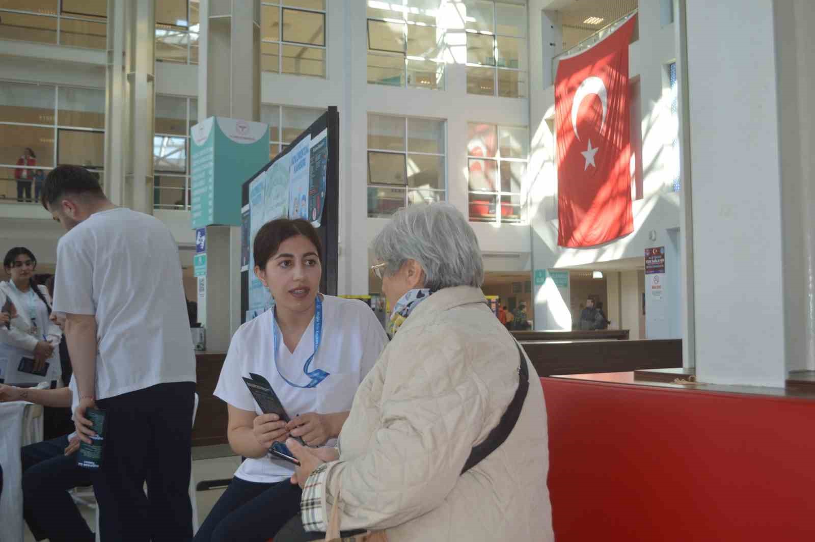 Muğla’da kolorektal kanser için bilgilendirme yapıldı