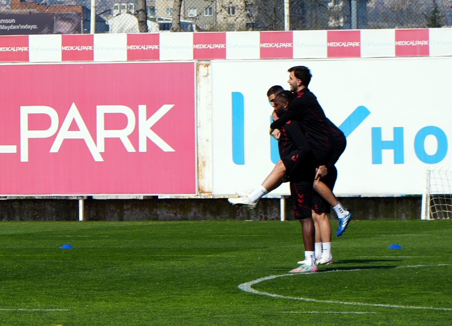 Thorsten Fink: "Ligi kaçıncı sırada bitireceğimiz, başarısız olduğumuz anlamına gelmez"