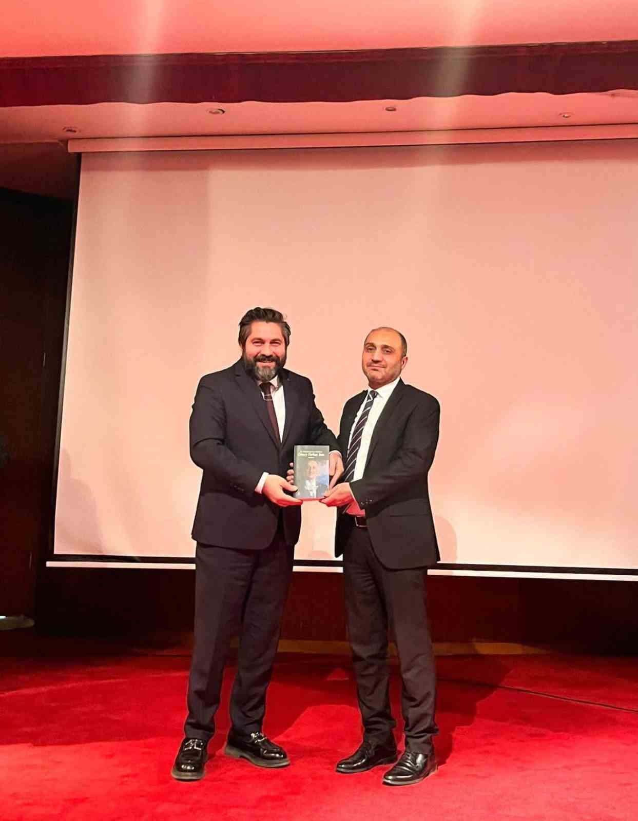 Hoca Ahmet Yesevi’nin ‘Türk Devlet Geleneği’ndeki Rolü’ adlı panel yoğun ilgi gördü