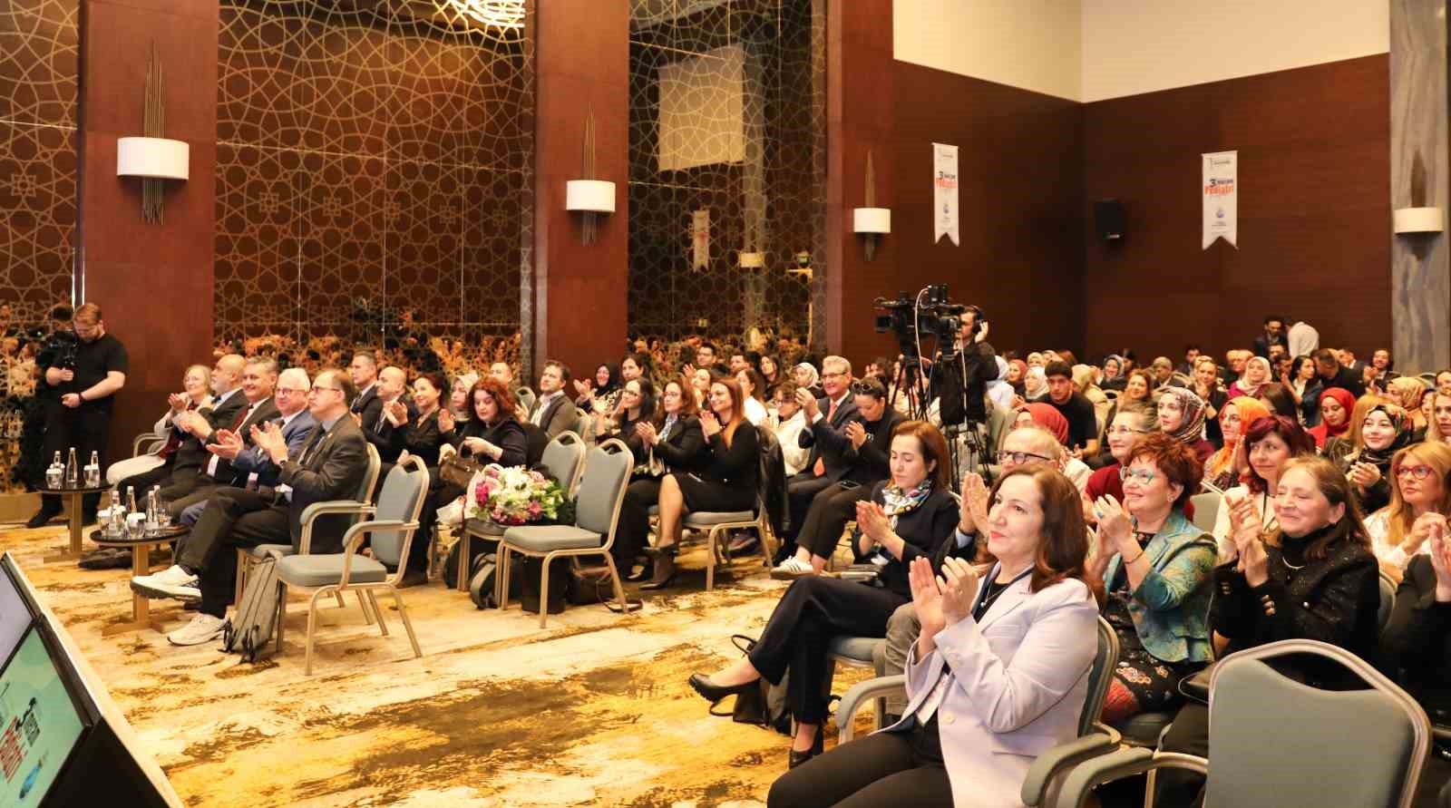 Sağlıklı nesiller i&ccedil;in bilim insanları Konya&rsquo;da buluştu
