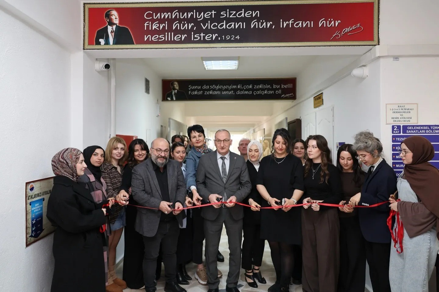 Sinop&rsquo;un hafızası tuvale yansıdı
