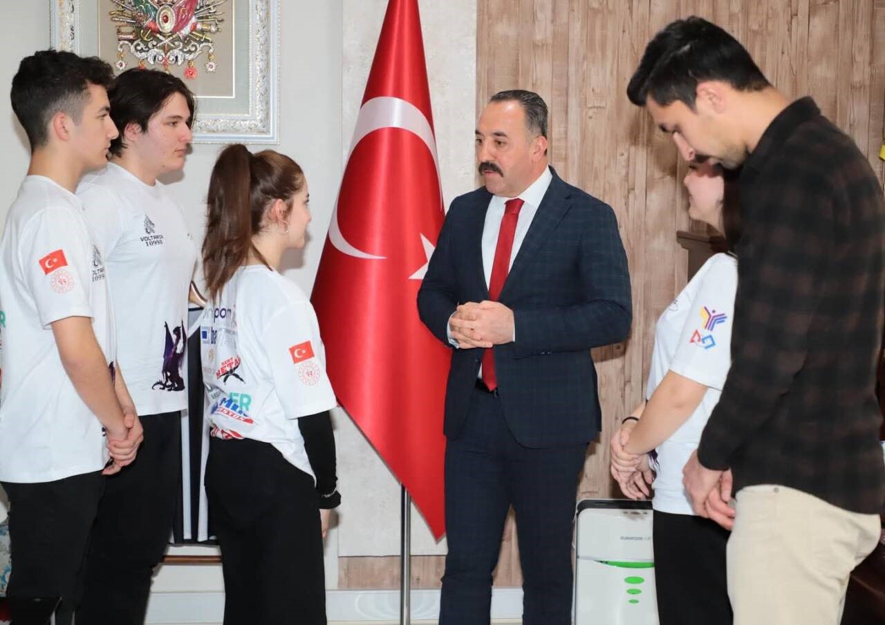 Aksaraylı gençler uluslararası yarışmaya gidiyor