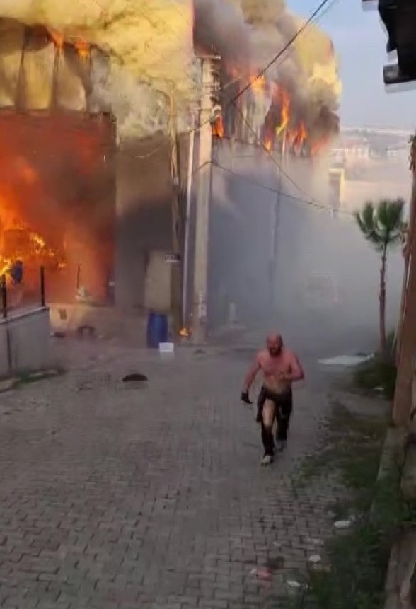 Kocaeli&rsquo;de 7 kişinin hayatını kaybettiği fabrika yangını davasında 1 tahliye
