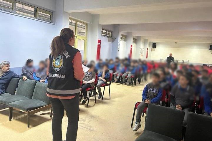 Erzincan’da öğrencilere güvenlik eğitimi verildi