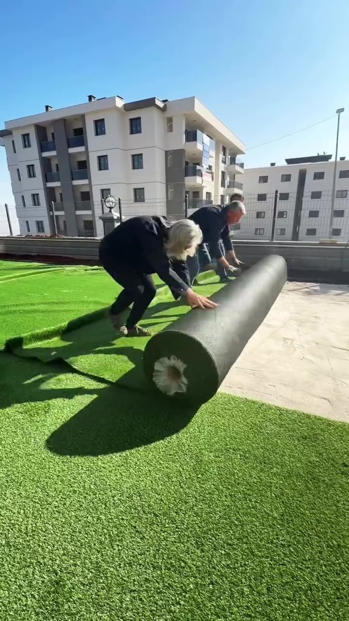 Denizli&rsquo;deki fırtınadan Necati ve Saykolar grubunun bas gitaristi de etkilendi
