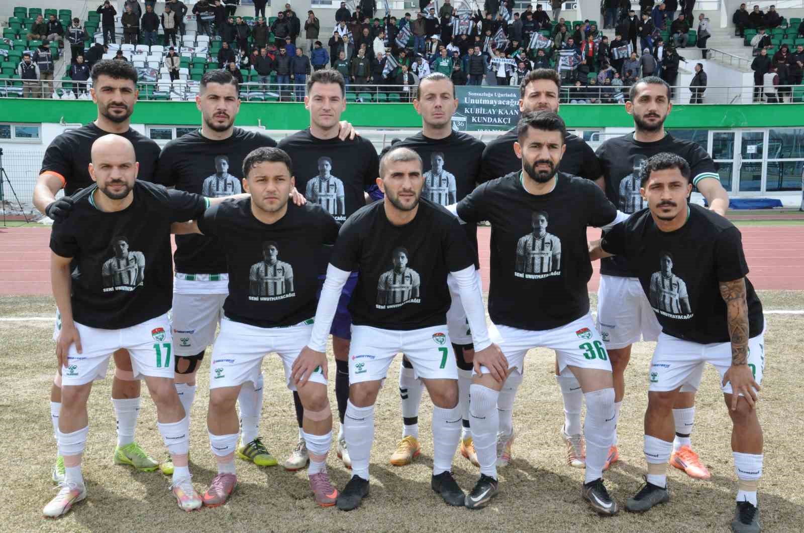 Kars&rsquo;ta hayatını kaybeden Kundak&ccedil;ı&rsquo;ya duygusal veda: Kundak&ccedil;ı, Kars&rsquo;ta unutulmadı
